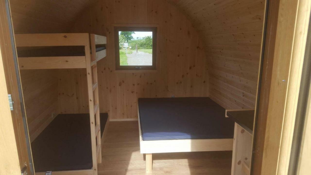 Wyreside Lakes Glamping Pods Lancaster Exterior photo